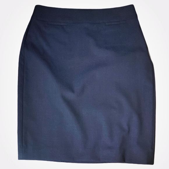 Banana Republic Suiting Skirt Navy Blue - Picture 2 of 4